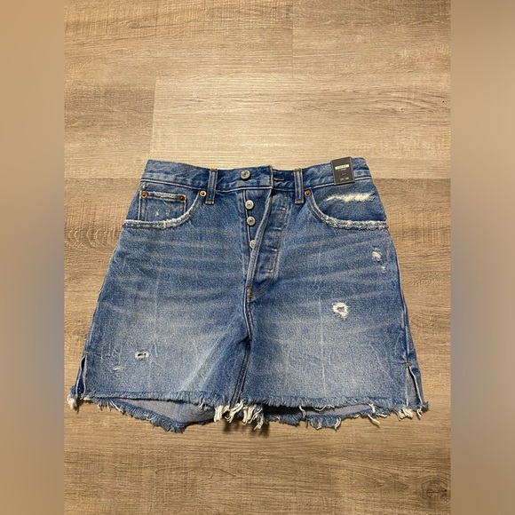 Abercrombie & Fitch High Rise Shorts (24) - Picture 1 of 5